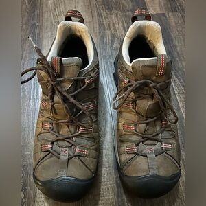 Keen Siskiyi Waterproof Hiking Shoes Mens Size 10.5 Brown Outdoors Round Toe